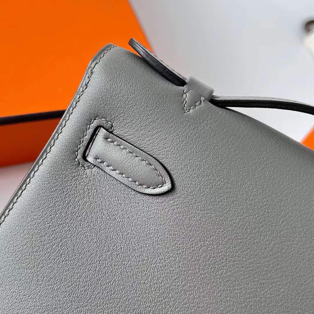 Hermès（爱马仕）Mini Kelly Pochette Swift 0L 积雨云灰 银扣 22cm 全手工蜡线缝制 Phw