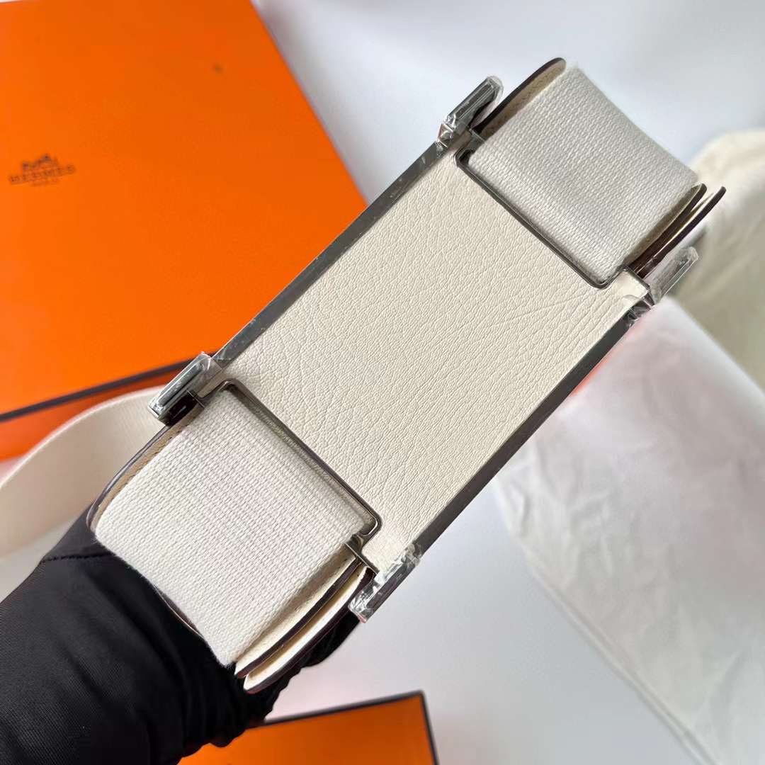 Hermès（爱马仕）Geta 木屐包 Chevre 进口山羊皮 I2 奶油白 银扣 20cm 全手工蜡线缝制 Phw