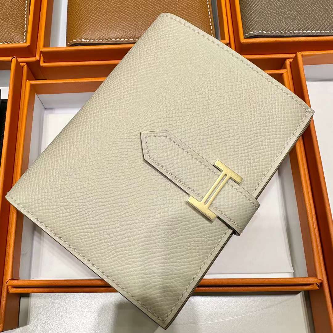 Hermès（爱马仕）Bearn Short 短款钱包 Epsom 进口手掌纹皮 Ck10 奶昔白 金扣 全手工蜡线缝制