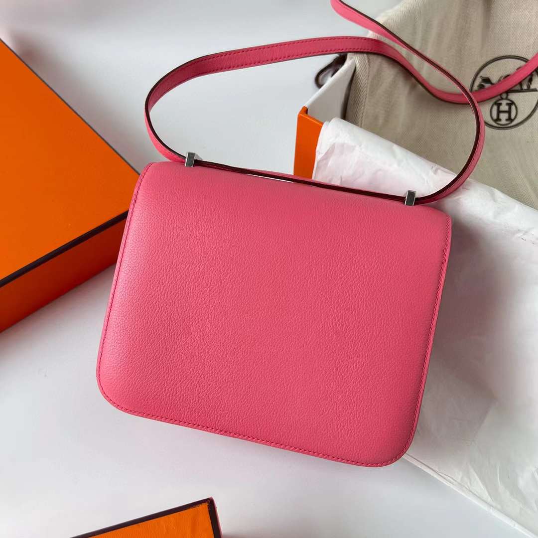 Hermès（爱马仕）Constance 空姐包 Evercolor 8w 新唇膏粉 银扣 19cm 全手工蜡线缝制 Phw