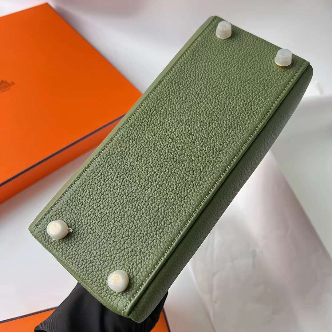 Hermès（爱马仕）Kelly 凯莉包 Togo 小牛皮 V6 丛林绿 金扣 25cm 全手工蜡线缝 Ghw