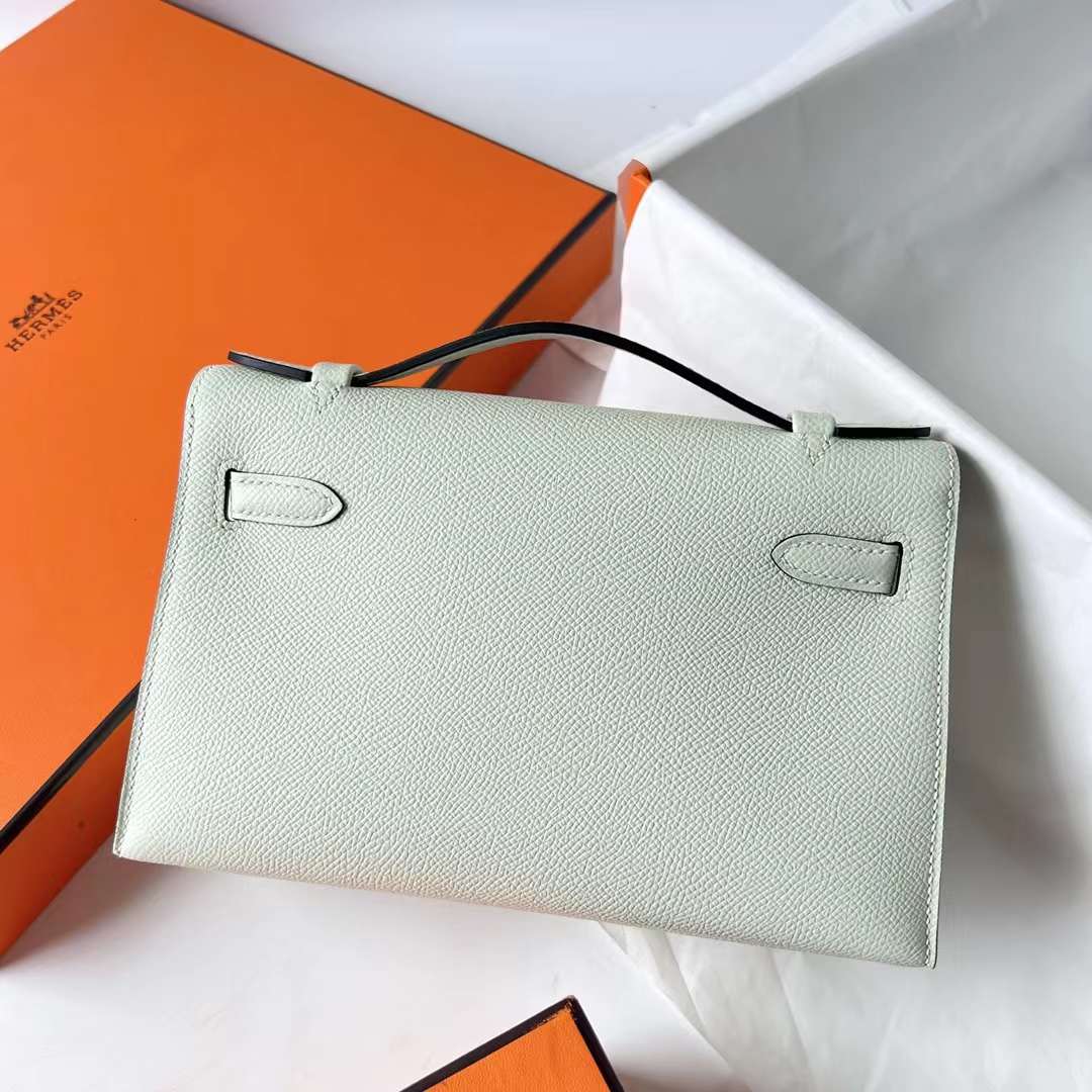 Hermès（爱马仕）Mini Kelly Pochette Epsom 0S 气泡绿 Vert Fizz 银扣 22cm 全手工蜡线缝 Phw