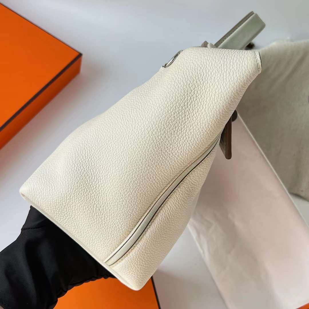 Hermès（爱马仕）Kelly 2424 Maurice 拼 雾面美洲鳄鱼皮 8L 冰川白 银扣 29cm 全手工蜡线缝制 Phw