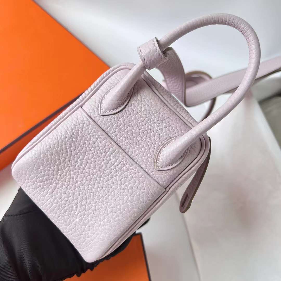 Hermès（爱马仕）Mini Lindy 迷你琳迪 Clemence 进口大牛皮 09 梦幻粉紫 内拼 i2 奶油白 银扣 19cm 全手工蜡线缝 Phw