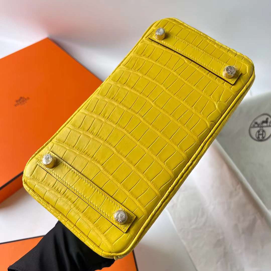 Hermès（爱马仕）Birkin 铂金包 雾面美洲鳄鱼皮 matte alligator crocodile M9 金盏花黄 金扣 25cm 全手工蜡线缝 Ghw