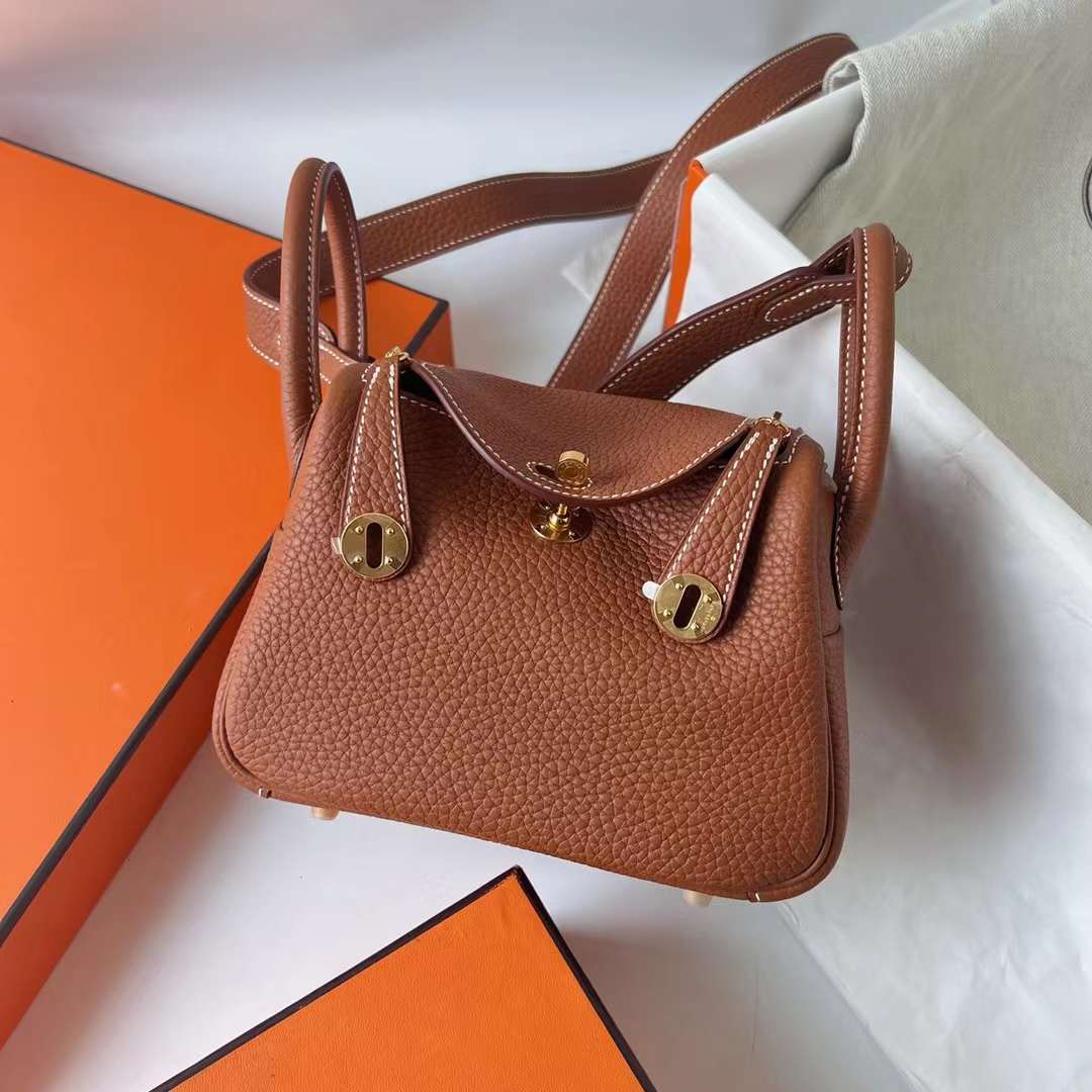 Hermès（爱马仕）Mini Lindy 迷你琳迪 Clemence 进口大牛皮 Ck37 金棕色 金扣 19cm 全手工蜡线缝 Ghw