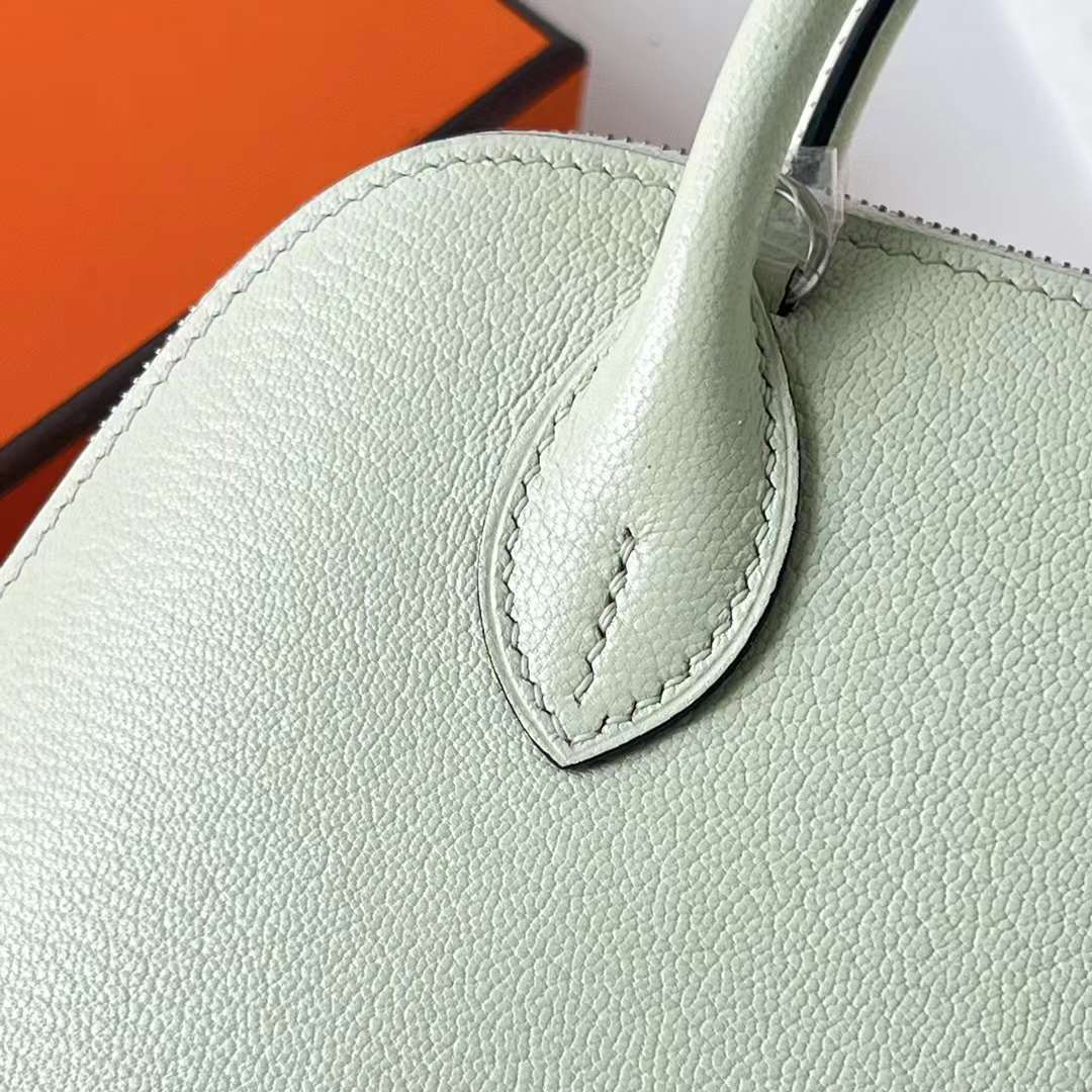 Hermès（爱马仕）Mini Bolide 迷你保龄球包 Chevre 进口山羊皮 0S 气泡绿 银扣 19cm 全手工蜡线缝 Phw
