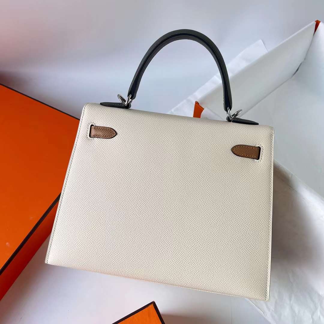 Hermès（爱马仕）Kelly 凯莉包 Epsom i2 奶油白 拼 0M 奶茶色 拼 0L 积雨云灰 银扣 25cm 全手工蜡线缝制 Phw