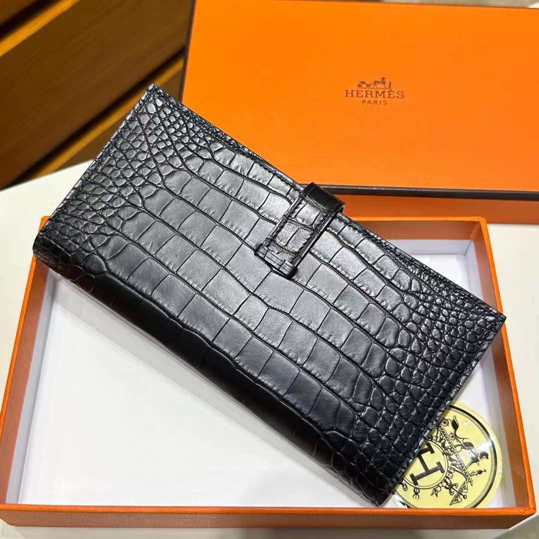 Hermès（爱马仕）Bearn Long 雾面美洲鳄鱼皮 Ck89 黑色 Noir 银扣 一级工艺 全手工蜡线缝 Phw