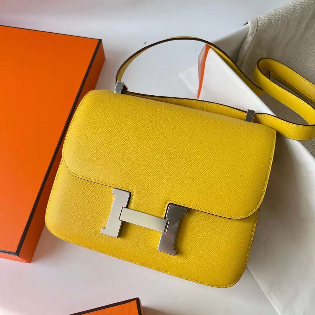 Hermès（爱马仕）Constance 空姐包 Epsom 9O 那不勒斯黄 Jaune de Naples 银扣 24cm Phw 全手工蜡线缝
