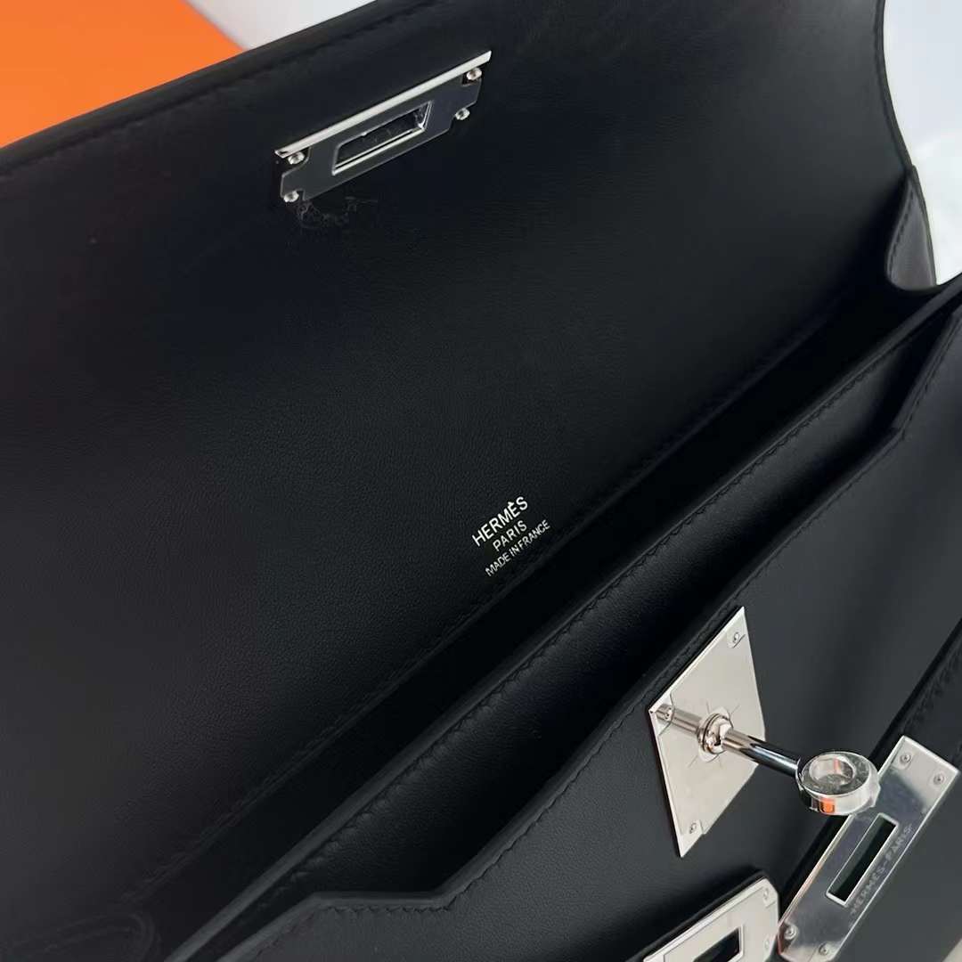 Hermès（爱马仕）Kelly Depeches 手包 Swift Ck89 黑色 银扣 25cm 全手工蜡线缝 Phw