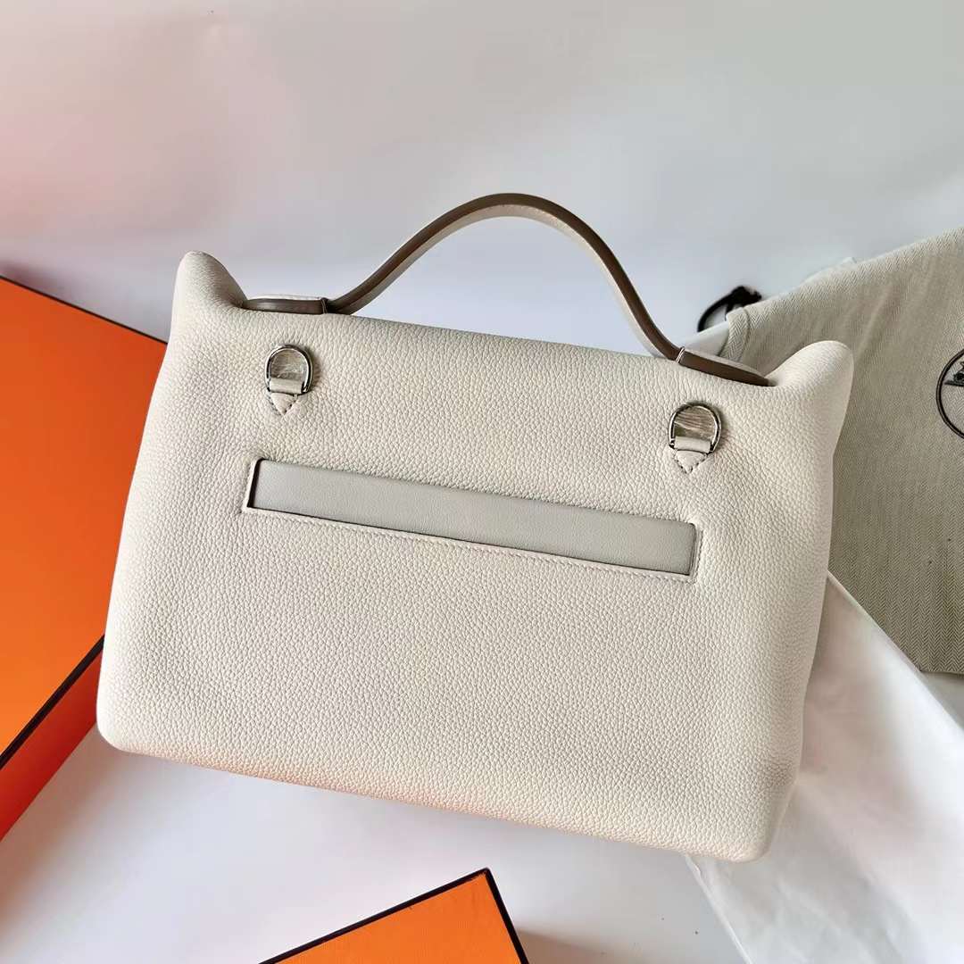 Hermès（爱马仕）Kelly 2424 Maurice 拼 雾面美洲鳄鱼皮 8L 冰川白 银扣 29cm 全手工蜡线缝制 Phw