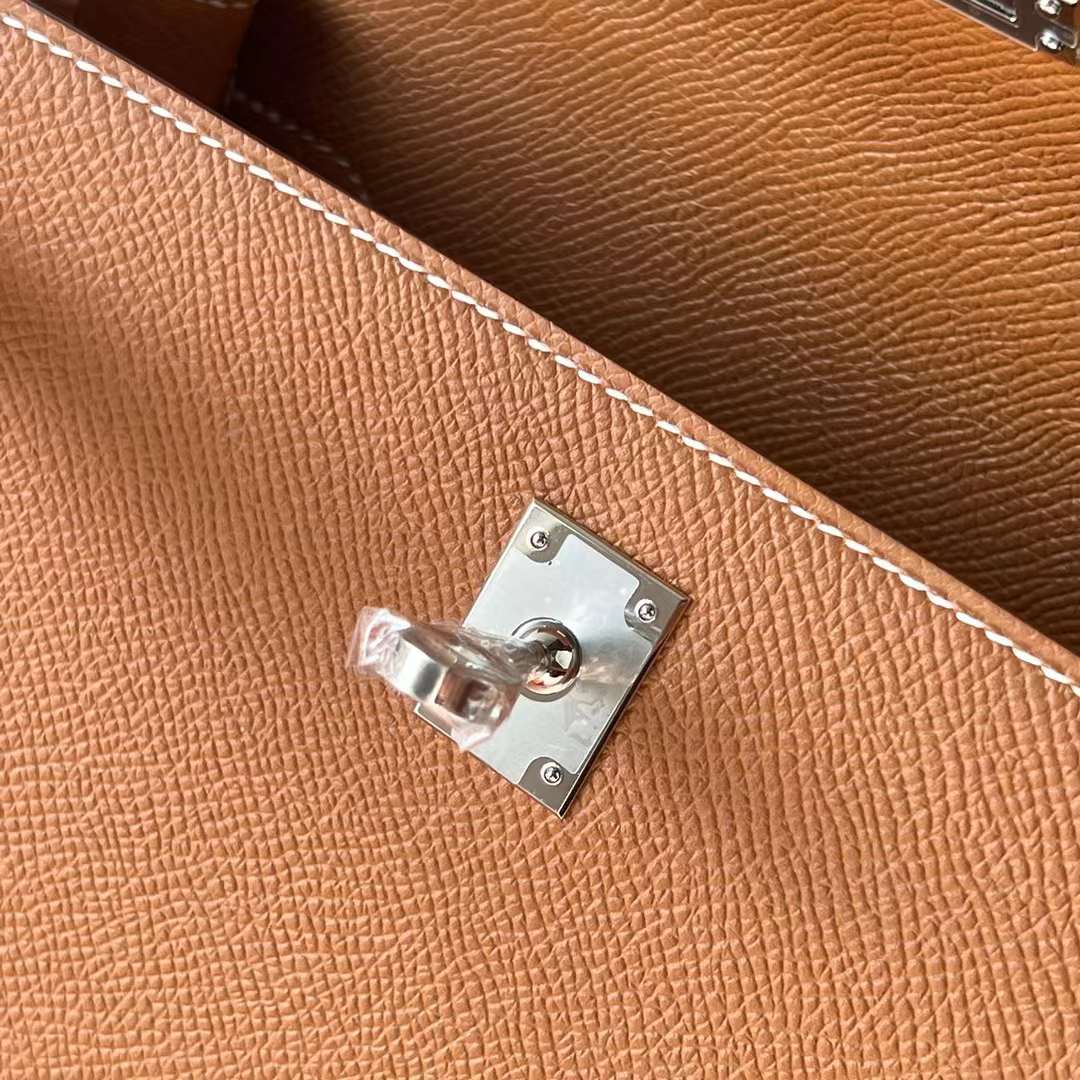 Hermès（爱马仕）Kelly 凯莉包 Epsom 进口手掌纹 Ck37 金棕色 银扣 25cm 全手工蜡线缝 Phw
