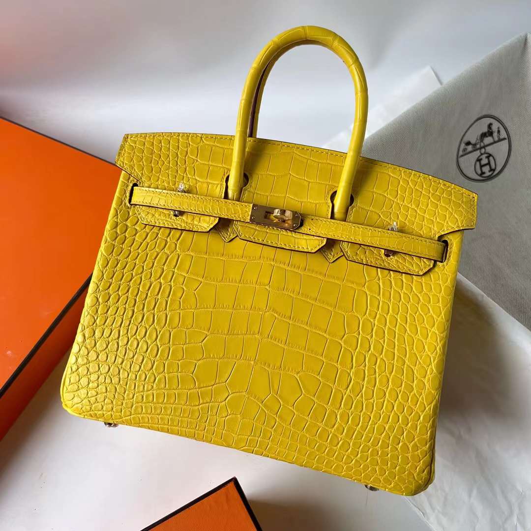 Hermès（爱马仕）Birkin 铂金包 雾面美洲鳄鱼皮 matte alligator crocodile M9 金盏花黄 金扣 25cm 全手工蜡线缝 Ghw