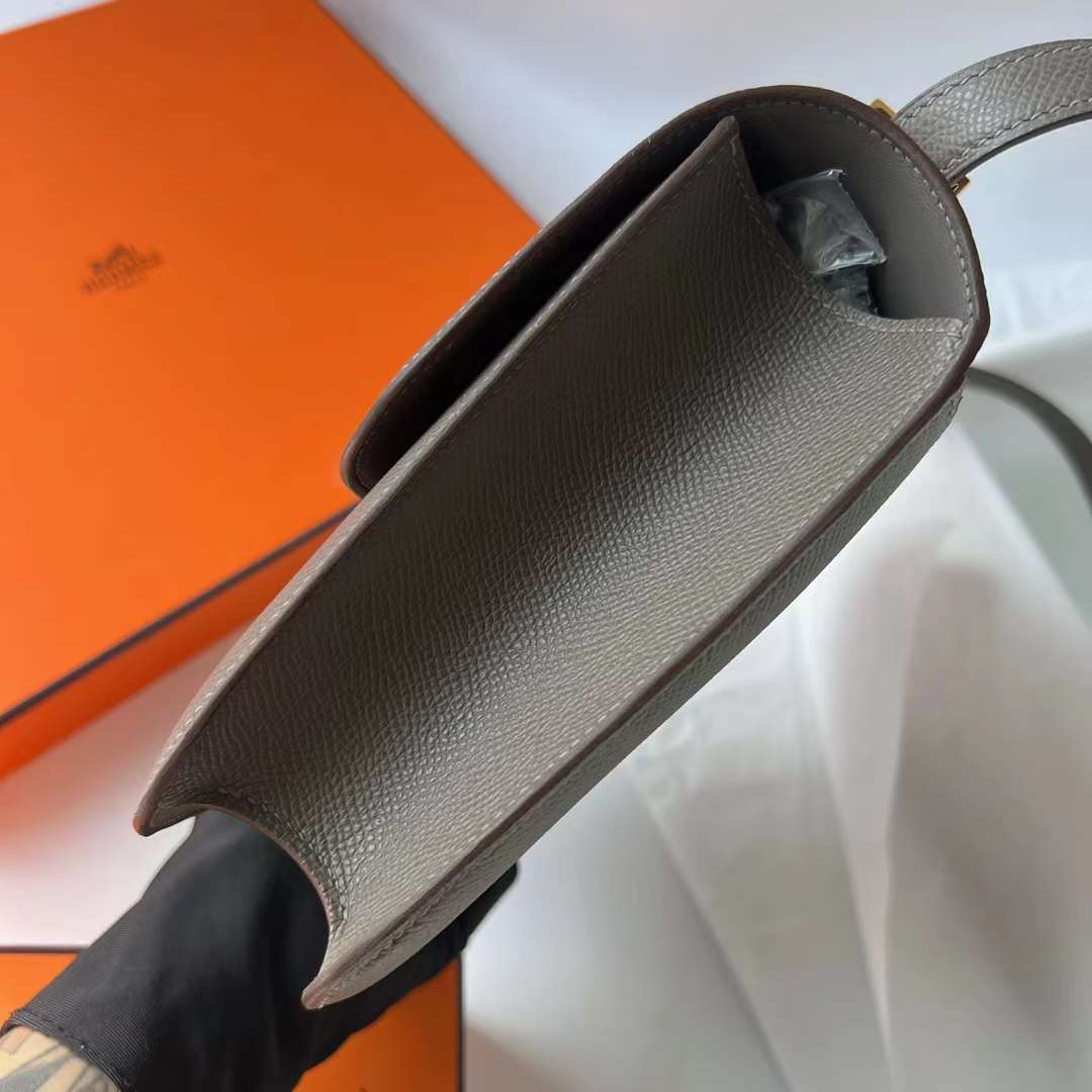 Hermès（爱马仕）Constance 1-24cm Epsom 8F 锡器灰 Etain 金扣 一级工艺 全手工蜡线缝 Ghw