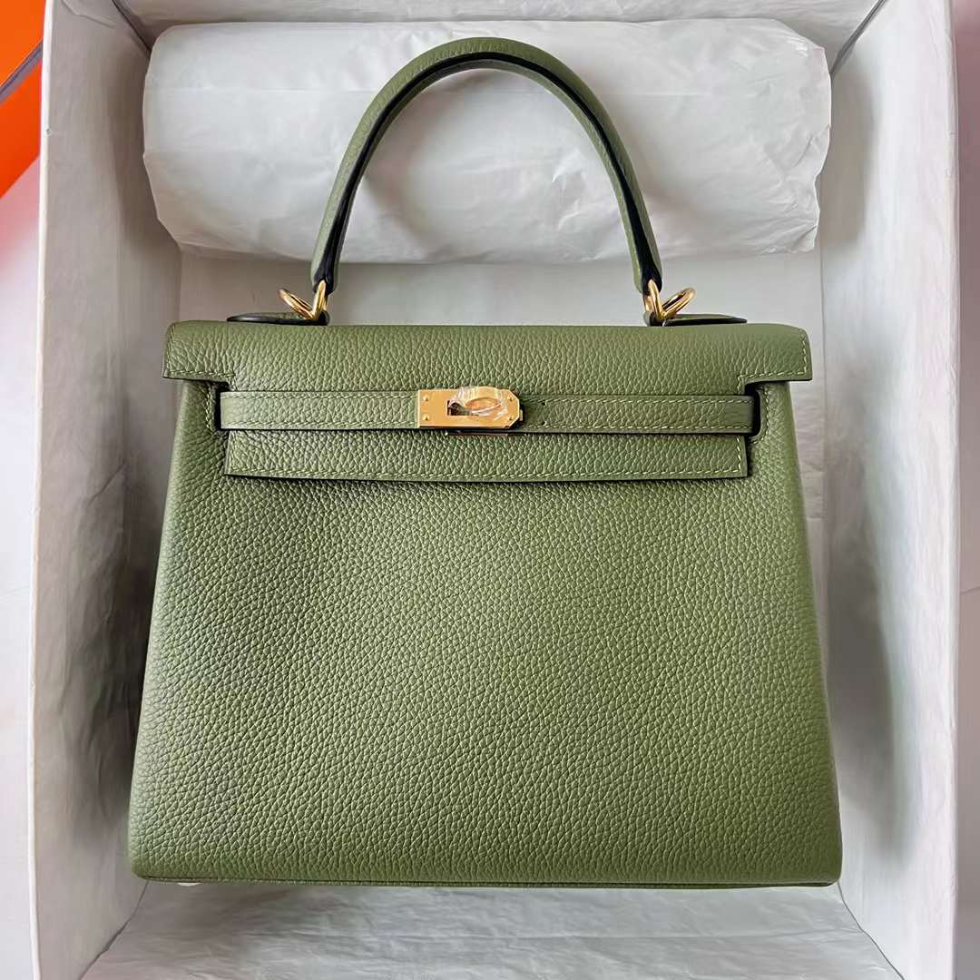 Hermès（爱马仕）Kelly 凯莉包 Togo 小牛皮 V6 丛林绿 金扣 25cm 全手工蜡线缝 Ghw