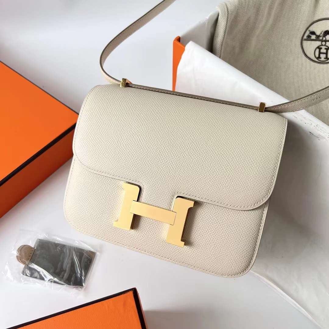 Hermès（爱马仕）Constance 空姐包 Epsom 镜子款 Ck10 奶昔白 金扣 1-19cm 全手工蜡线缝 Ghw