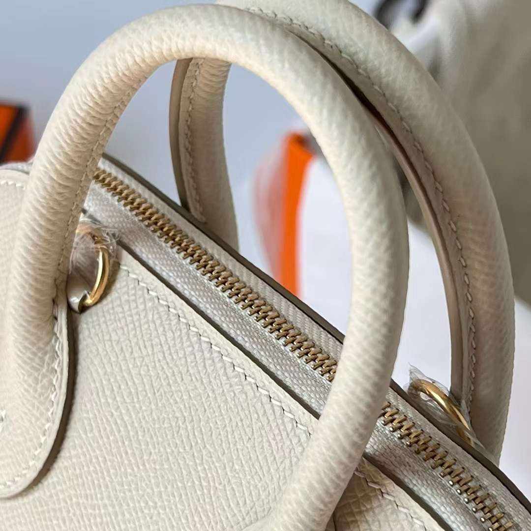 Hermès（爱马仕）Mini Bolide 迷你保龄球包 Epsom Ck10 奶昔白 金扣 19cm 全手工蜡线缝制 Ghw