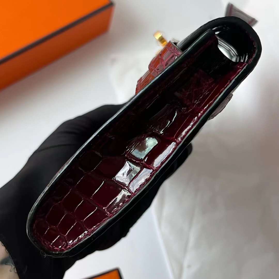 Hermès（爱马仕）Kelly cut 亮面倒v澳洲湾鳄 shiny porosus crocodile F5 勃艮第酒红 Bourgogne 金扣 31cm 全手工蜡线缝 Ghw