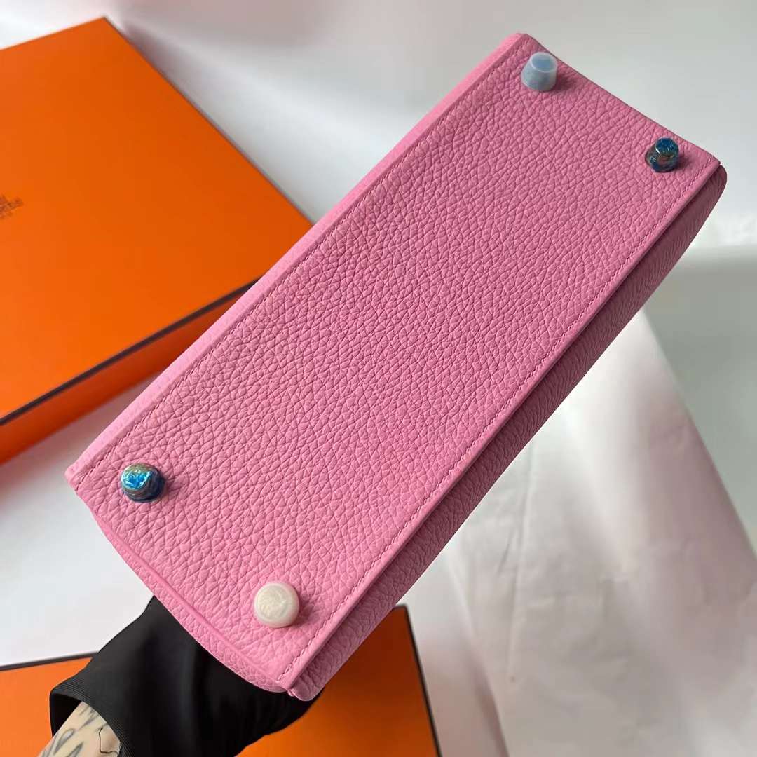 Hermès（爱马仕）Kelly 凯莉包 Togo 小牛皮 5P 樱花粉 金扣 25cm 全手工蜡线缝 Ghw