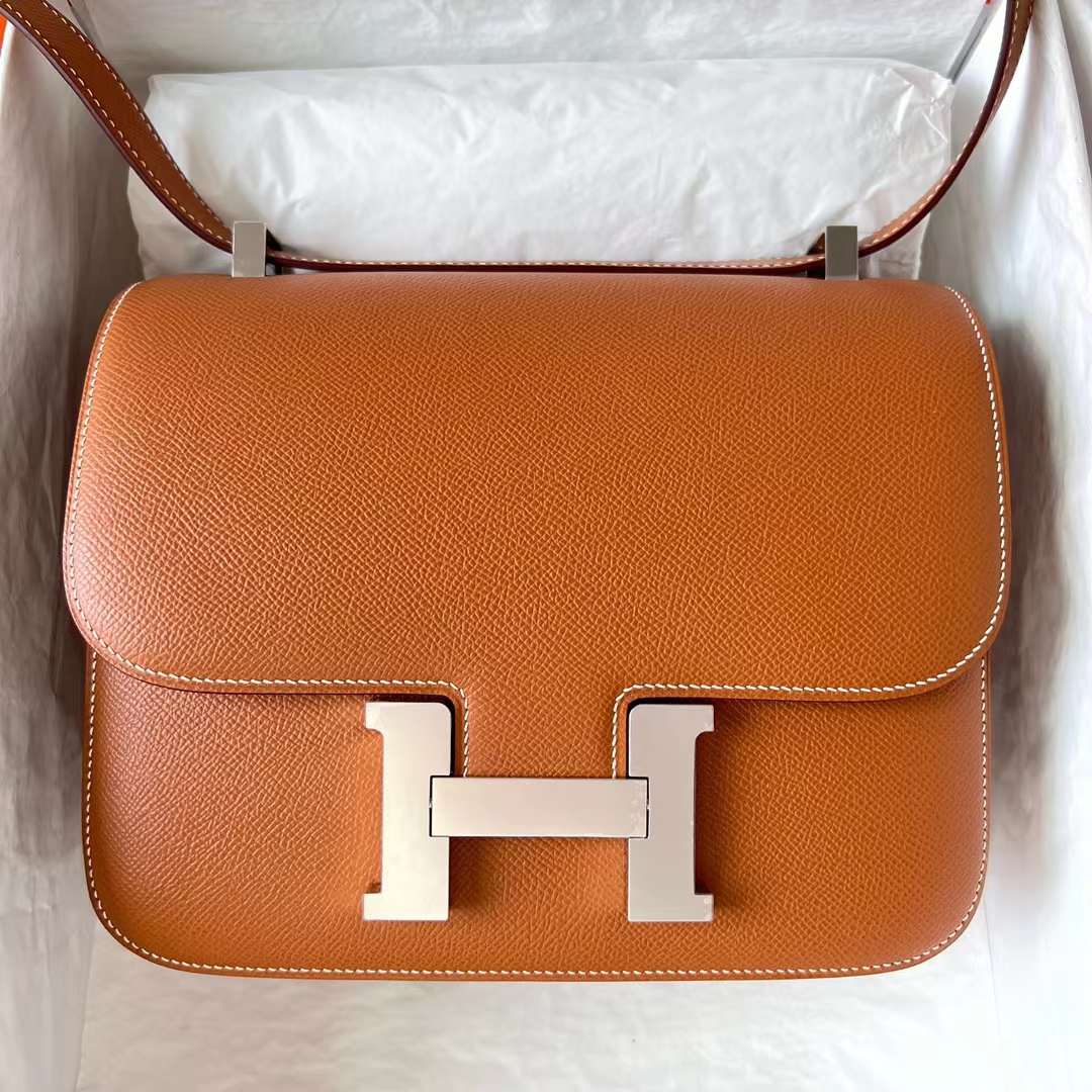 Hermès（爱马仕）Constance 空姐包 Epsom Ck37 金棕色 Gold 银扣 24cm Phw 全手工蜡线缝