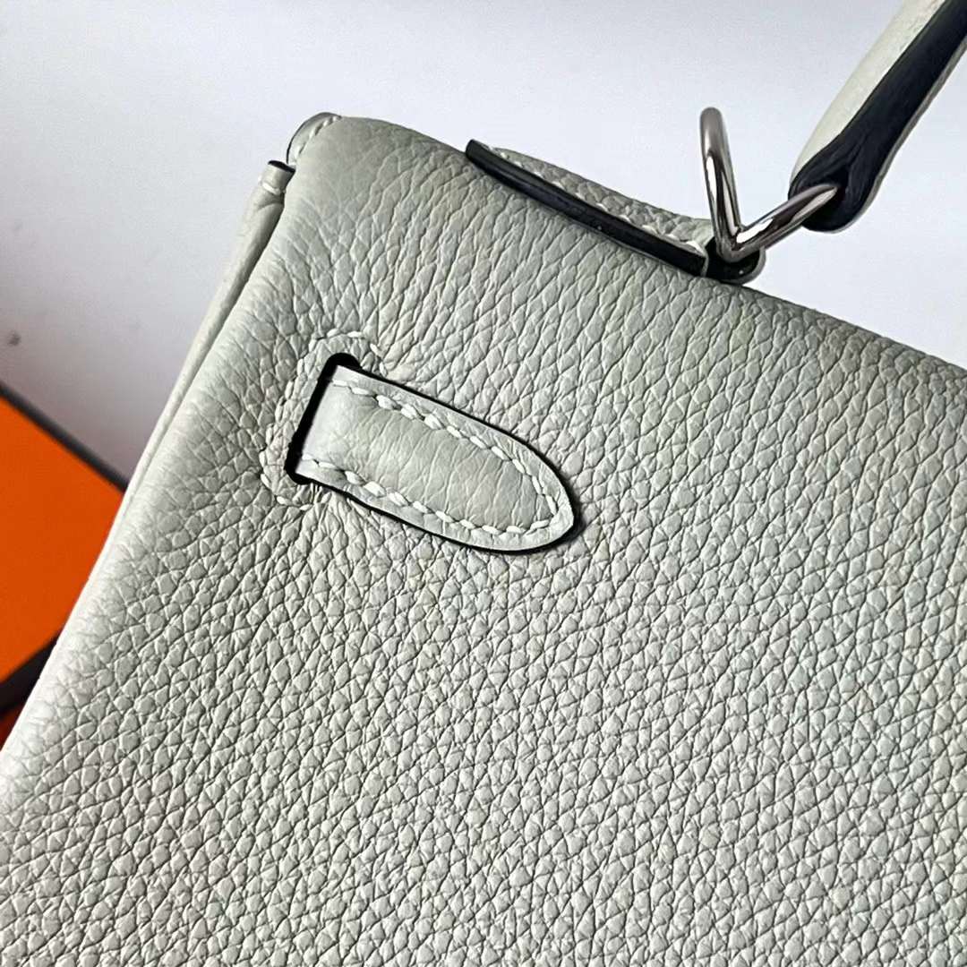 Hermès（爱马仕）Kelly 凯莉包 Togo 进口小牛皮 W0 水晶灰 银扣 25cm 全手工蜡线缝 Phw