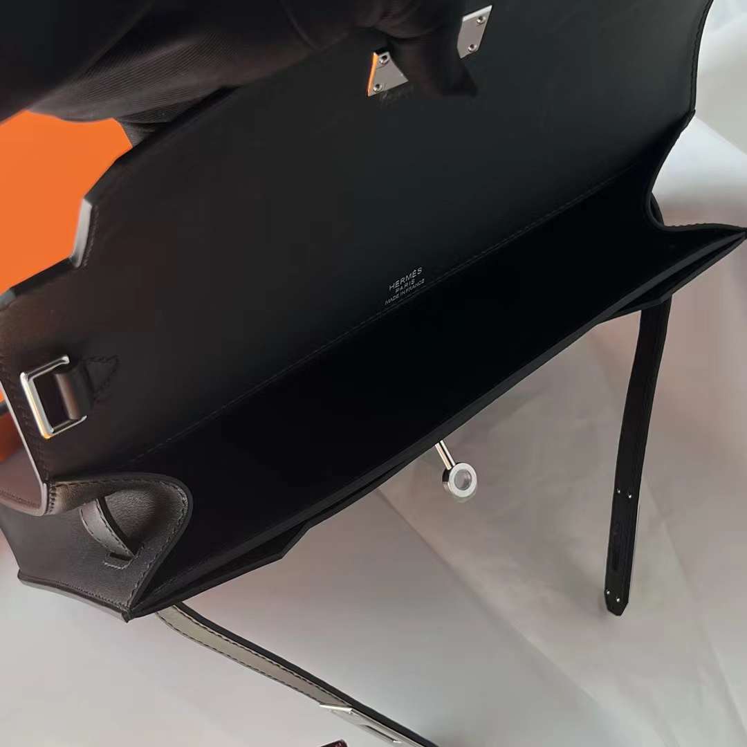 Hermès（爱马仕）Kelly Depeches 手包 Swift Ck89 黑色 银扣 25cm 全手工蜡线缝 Phw