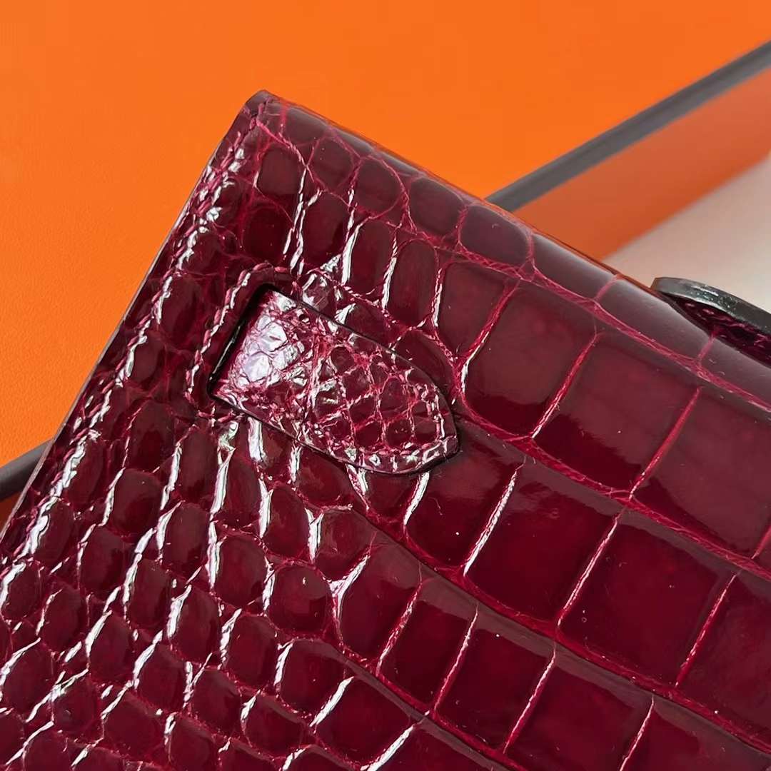 Hermès（爱马仕）Kelly cut 亮面倒v澳洲湾鳄 shiny porosus crocodile F5 勃艮第酒红 Bourgogne 金扣 31cm 全手工蜡线缝 Ghw