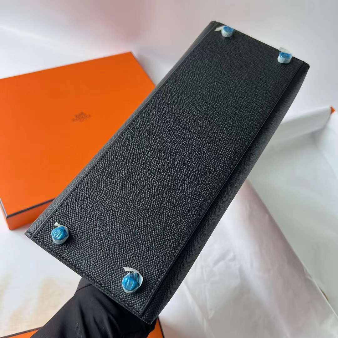 Hermès（爱马仕）Kelly 凯莉包 Epsom Ck89 黑色 Noir 银扣 28cm 全手工蜡线缝 Phw