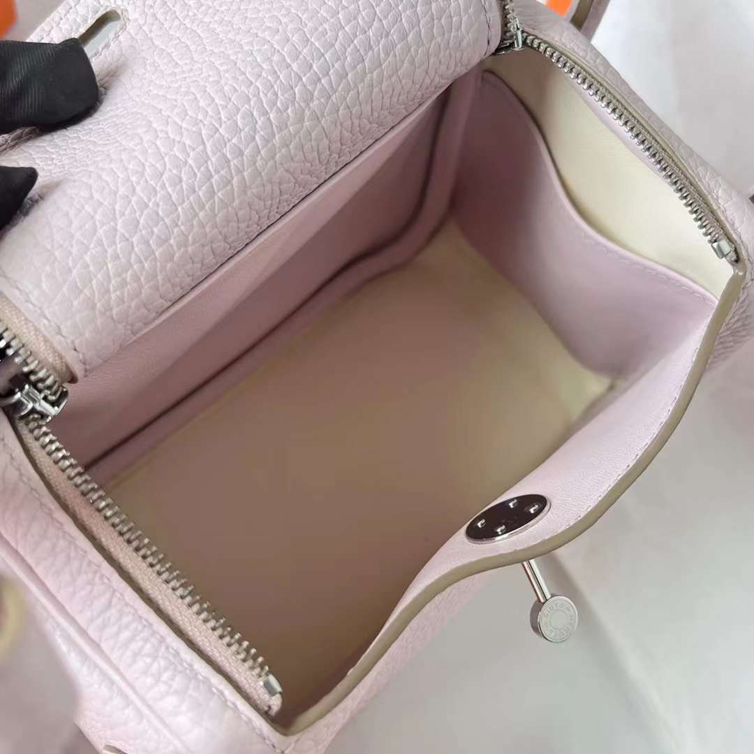 Hermès（爱马仕）Mini Lindy 迷你琳迪 Clemence 进口大牛皮 09 梦幻粉紫 内拼 i2 奶油白 银扣 19cm 全手工蜡线缝 Phw
