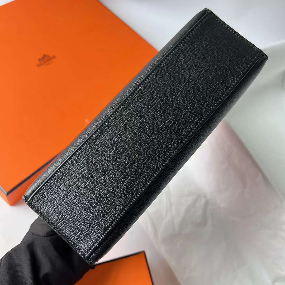 Hermès（爱马仕）Mini Kelly Pochette Chevre 进口山羊皮 Ck89 黑色 金扣 22cm 全手工蜡线缝 Ghw