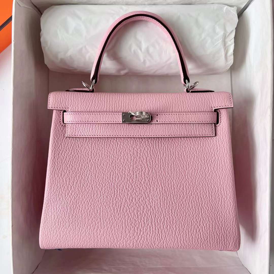 Hermès（爱马仕）Kelly 凯莉包 Chevre 进口山羊皮 3Q 新粉色 内拼 I2 奶油白 银扣 25cm 全手工蜡线缝 Phw