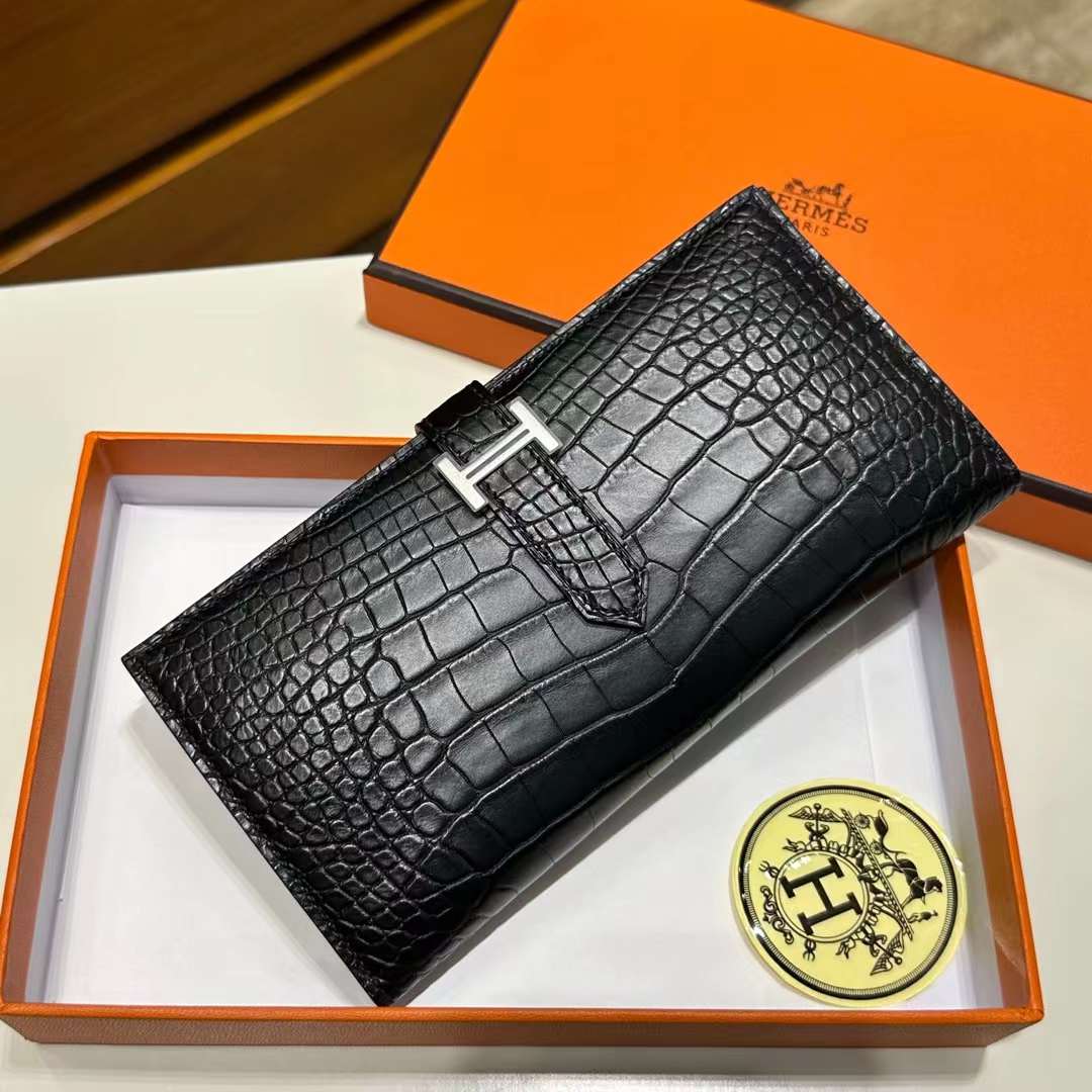 Hermès（爱马仕）Bearn Long 雾面美洲鳄鱼皮 Ck89 黑色 Noir 银扣 一级工艺 全手工蜡线缝 Phw