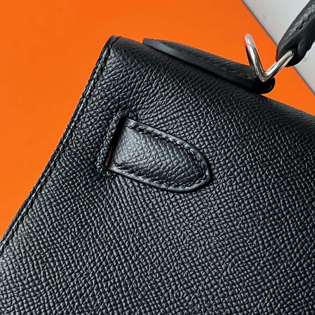Hermès（爱马仕）Kelly 凯莉包 Epsom Ck89 黑色 Noir 银扣 28cm 全手工蜡线缝 Phw
