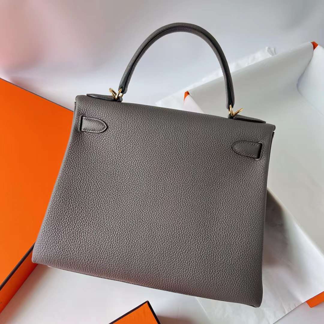 Hermès（爱马仕）Kelly 凯莉包 Togo皮 进口小牛皮 0L 积雨云灰 金扣 28cm 全手工蜡线缝 Ghw