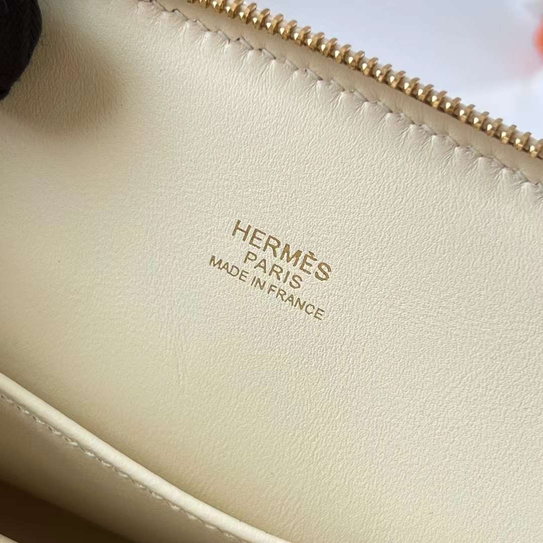 Hermès（爱马仕）Mini Bolide 迷你保龄球包 Epsom Ck10 奶昔白 金扣 19cm 全手工蜡线缝制 Ghw