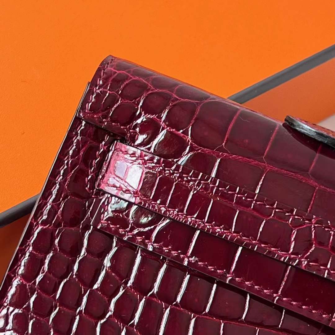 Hermès（爱马仕）Kelly cut 亮面倒v澳洲湾鳄 shiny porosus crocodile F5 勃艮第酒红 Bourgogne 金扣 31cm 全手工蜡线缝 Ghw