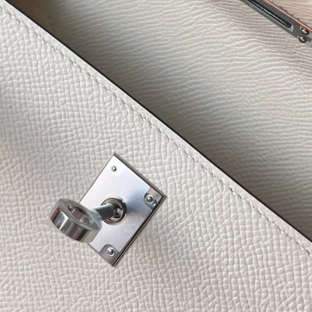 Hermès（爱马仕）Kelly 凯莉包 Epsom i2 奶油白 拼 0M 奶茶色 拼 0L 积雨云灰 银扣 25cm 全手工蜡线缝制 Phw