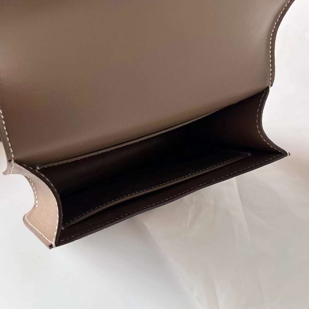 Hermès（爱马仕）Mini Constance 迷你空姐包 Epsom Ck18 大象灰 Etoupe 银扣 14cm 全手工蜡线缝 Phw