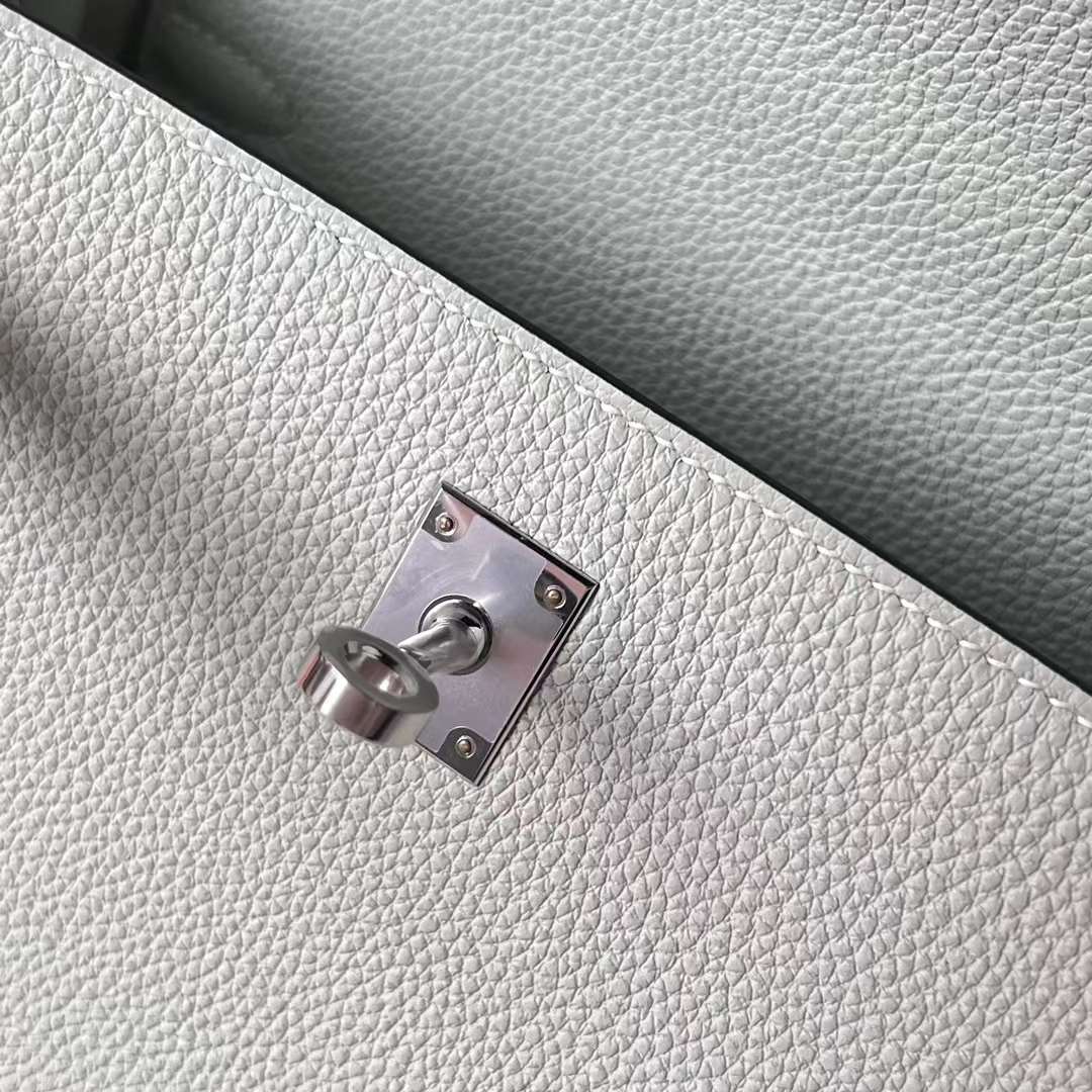 Hermès（爱马仕）Kelly 凯莉包 Togo 进口小牛皮 W0 水晶灰 银扣 25cm 全手工蜡线缝 Phw