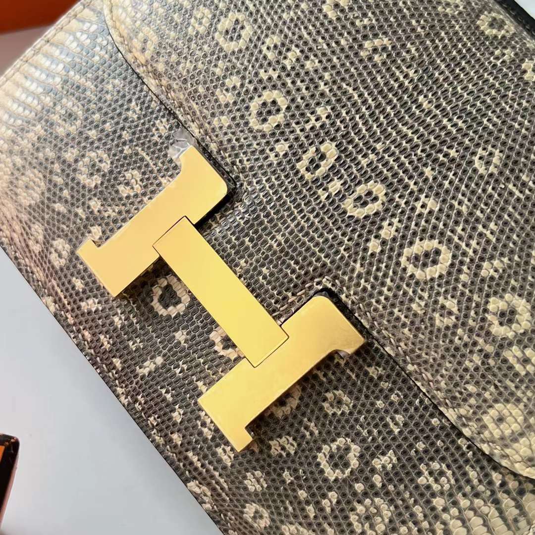 Hermès（爱马仕）Constance 空姐包 Lizard 进口蜥蜴皮 自然色 金扣 19cm 全手工蜡线缝 Ghw