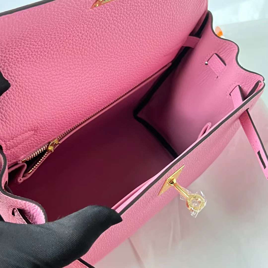 Hermès（爱马仕）Kelly 凯莉包 Togo 小牛皮 5P 樱花粉 金扣 25cm 全手工蜡线缝 Ghw
