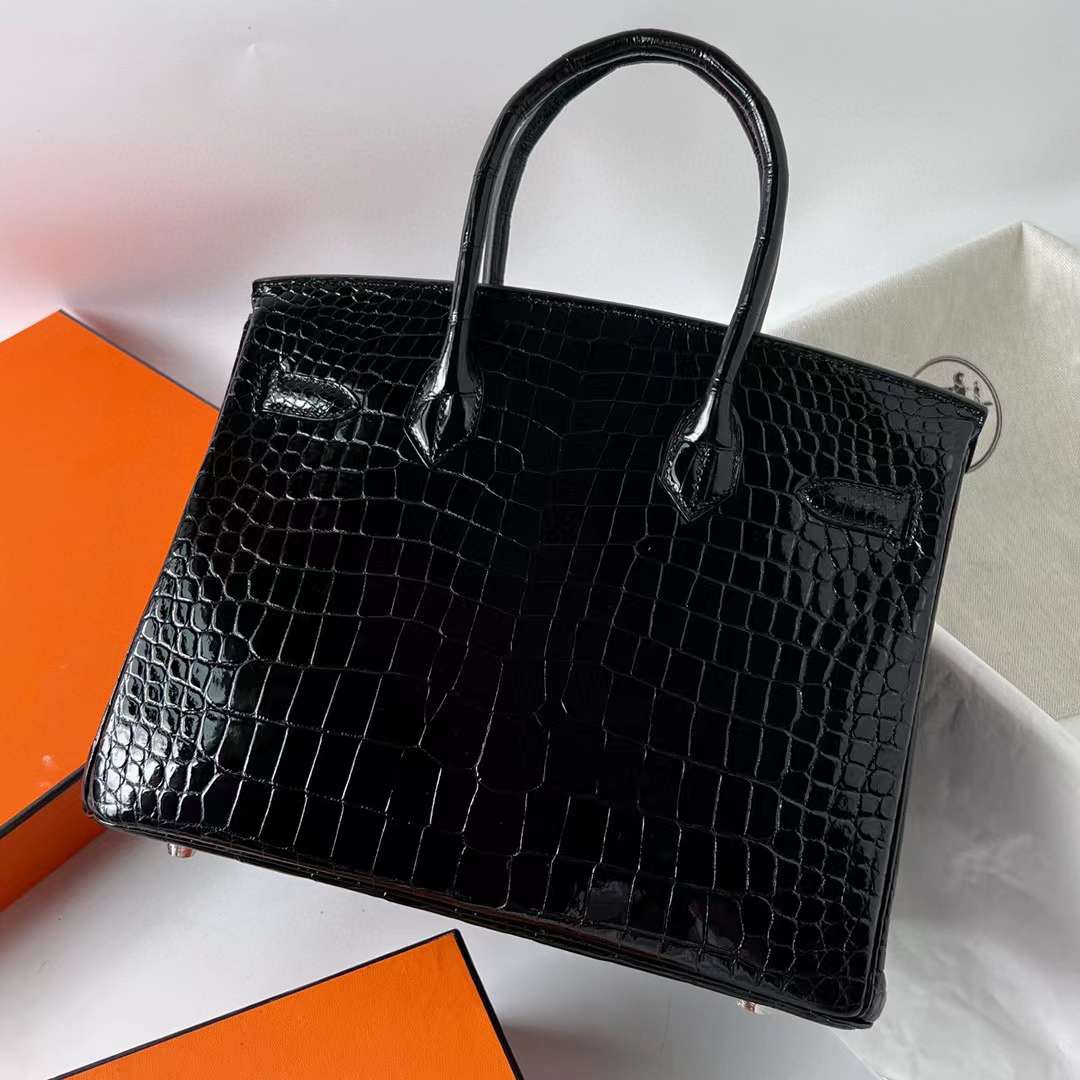 Hermès（爱马仕）Birkin 铂金包 亮面鳄鱼皮 Ck89 黑色 银扣 30cm 全手工蜡线缝 Phw