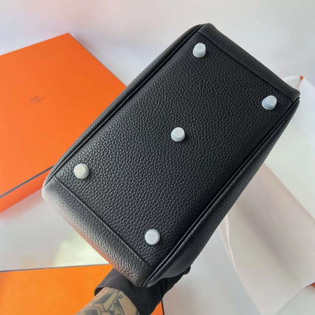 Hermès（爱马仕）Lindy 琳迪包 Touch Clemence 拼 雾面鳄鱼皮 Ck89 黑色 银扣 26cm 全手工蜡线缝制 Phw