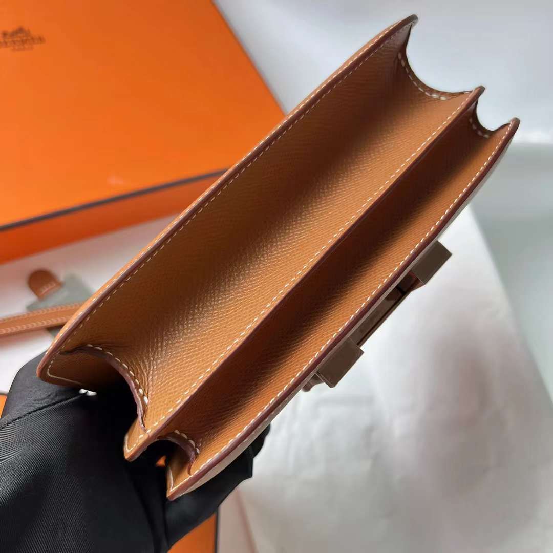 Hermès（爱马仕）Constance 空姐包 Epsom 镜子款 Ck37 金棕色 玫瑰金扣 1-19cm 全手工蜡线缝 Rghw