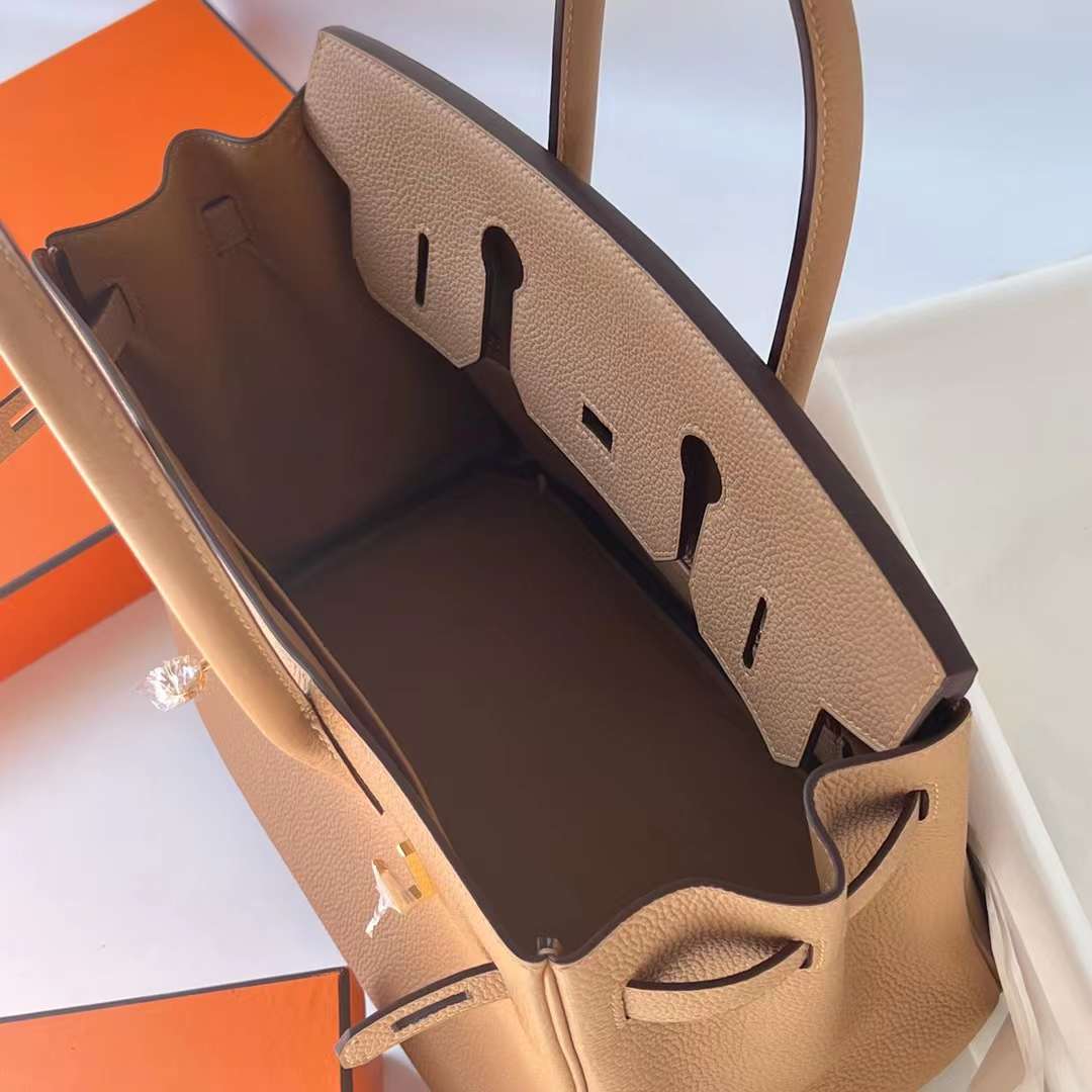 Hermès（爱马仕）Birkin 铂金包 Togo 0M 奶茶色 Chai 金扣 30cm 全手工蜡线缝 Ghw
