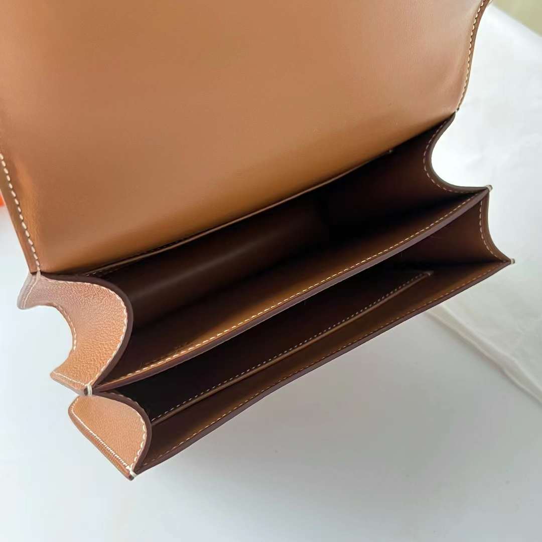 Hermès（爱马仕）Constance 空姐包 Epsom Ck37 金棕色 Gold 银扣 19cm 全手工蜡线缝 Phw
