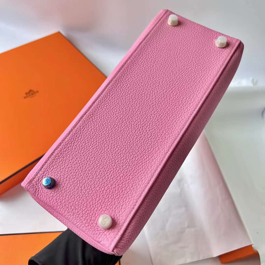 Hermès（爱马仕）Kelly 凯莉包 Togo皮 进口小牛皮 5P 樱花粉 金扣 28cm 全手工蜡线缝 Ghw