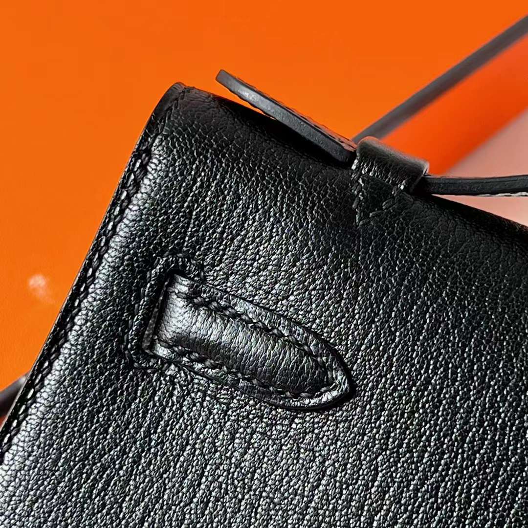 Hermès（爱马仕）Mini Kelly Pochette Chevre 进口山羊皮 Ck89 黑色 金扣 22cm 全手工蜡线缝 Ghw