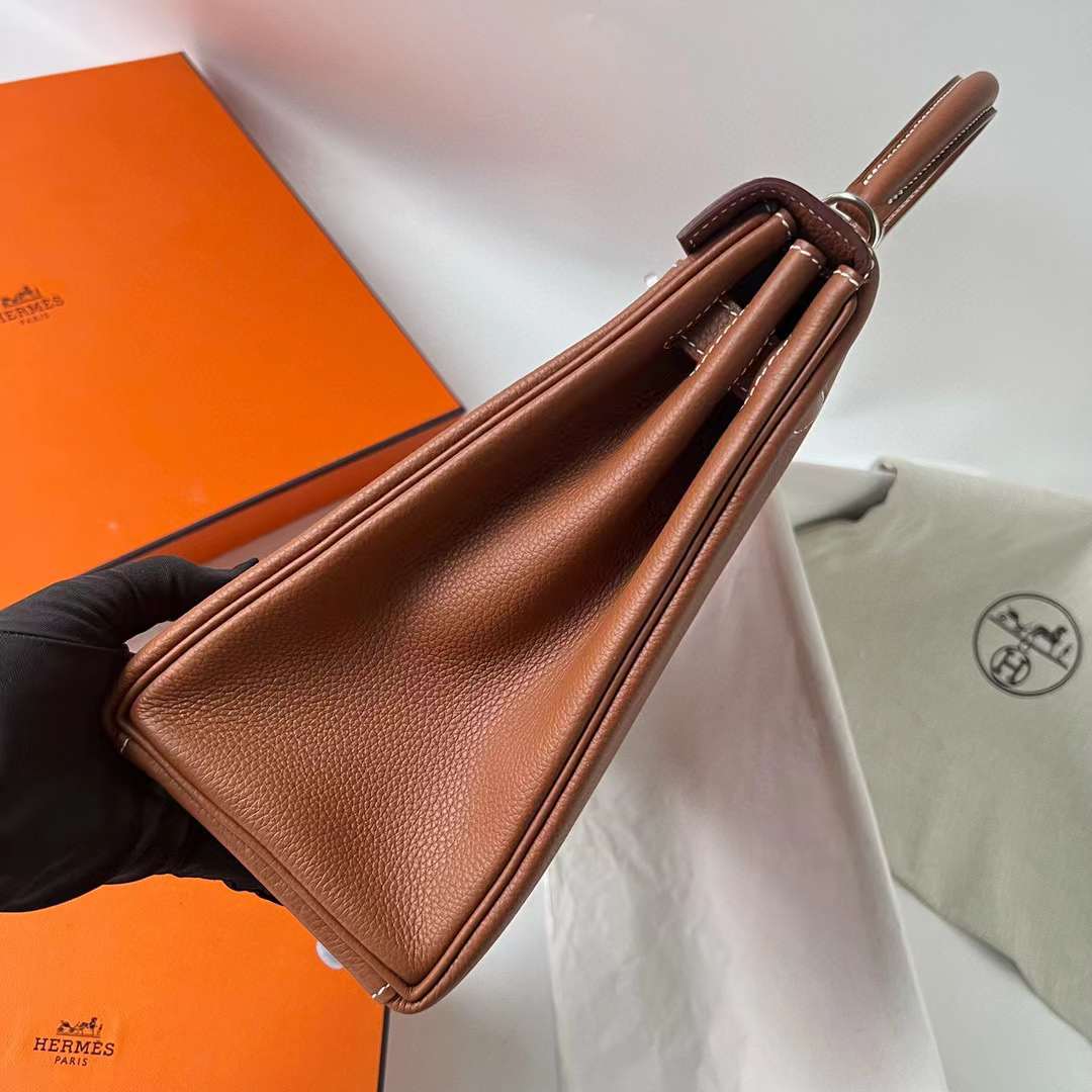 Hermès（爱马仕）Kelly 凯莉包 Togo 顶级小牛皮 Ck37 金棕色 银扣 32cm 全手工蜡线缝 Phw
